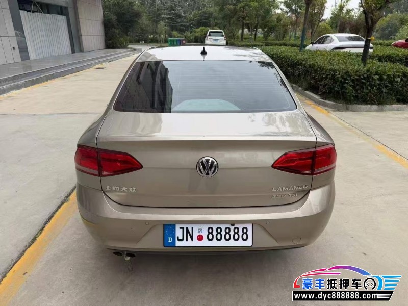 16年大众凌渡轿车抵押车出售