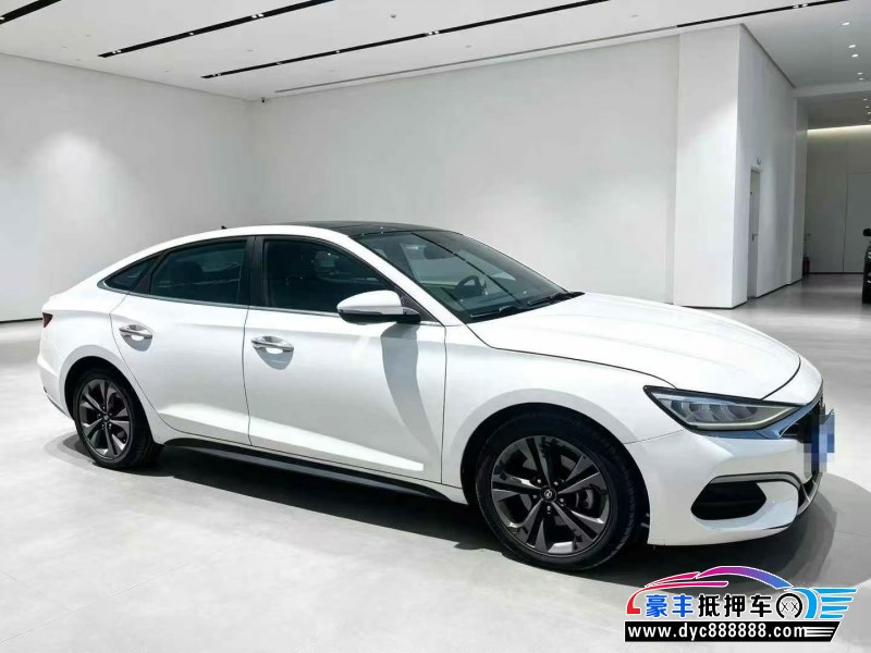 20年现代菲斯塔轿车抵押车出售