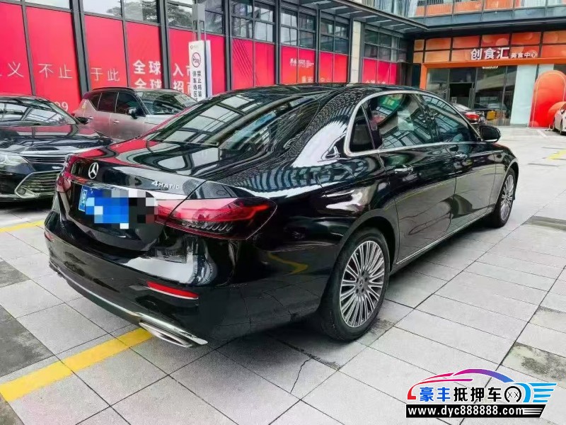 23年奔驰E轿车抵押车出售