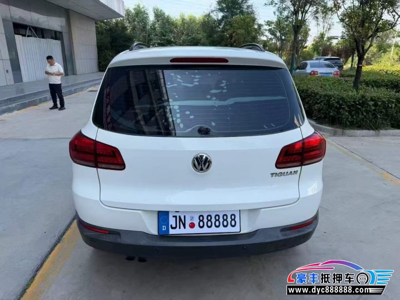 17年大众途观轿车抵押车出售
