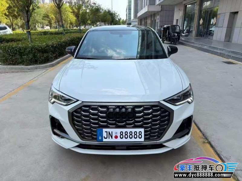 抵押车出售24年奥迪Q3轿车