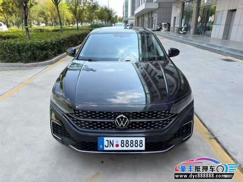 抵押车出售23年大众帕萨特轿车