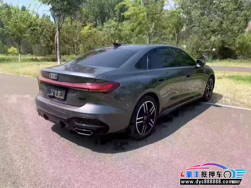 26年奥迪A5轿车抵押车出售