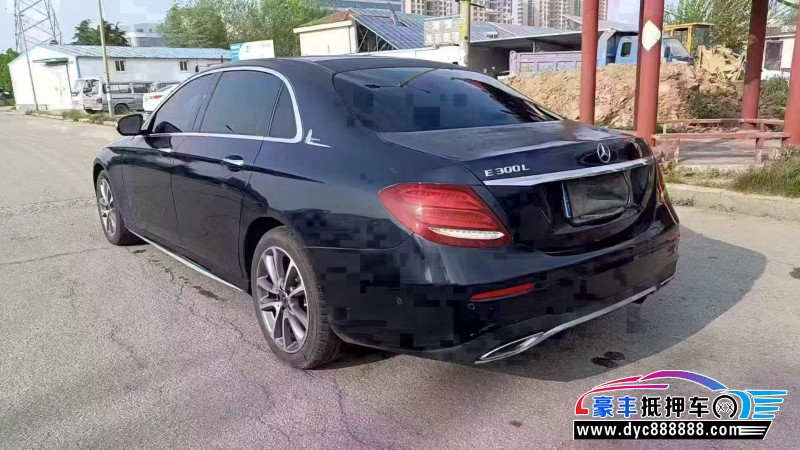 18年奔驰E轿车抵押车出售