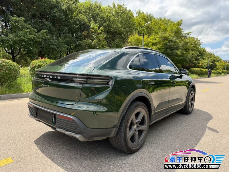 25年保时捷Macan迈凯轿车抵押车出售