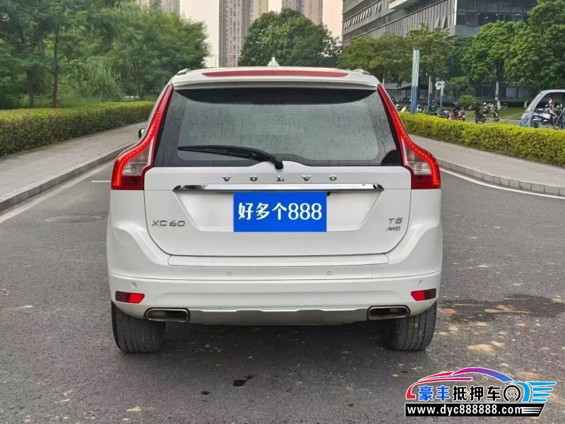 15年沃尔沃XC60轿车抵押车出售