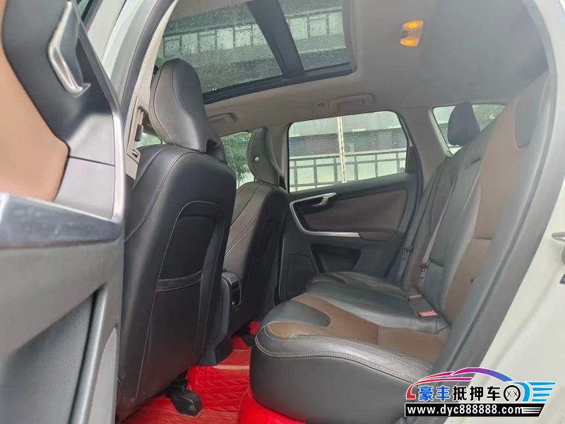 15年沃尔沃XC60轿车抵押车出售