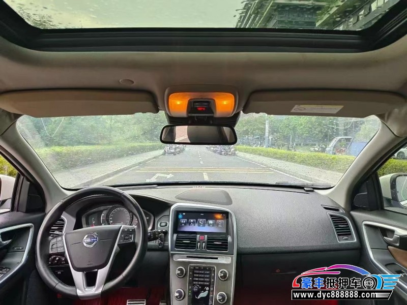 15年沃尔沃XC60轿车抵押车出售