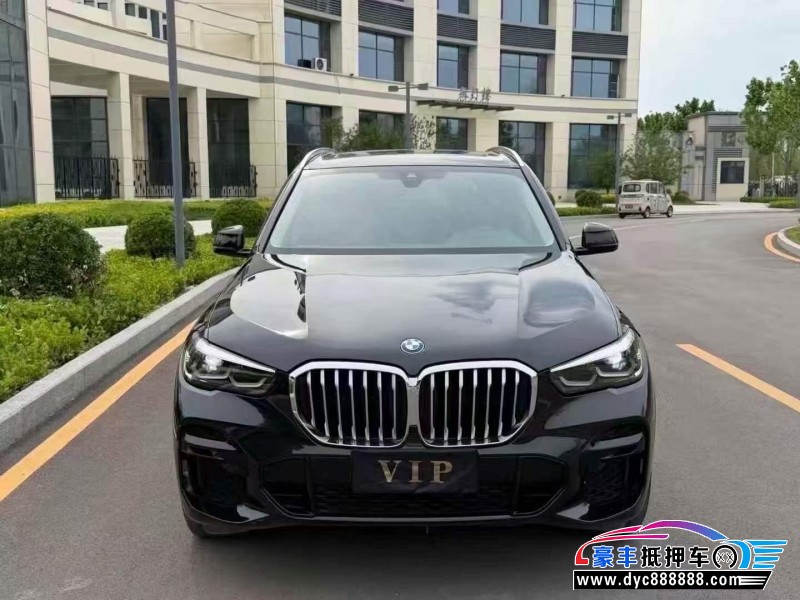 抵押车出售22年宝马X5轿车
