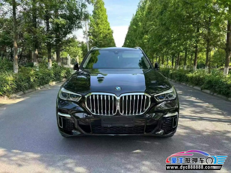 抵押车出售22年宝马X5轿车