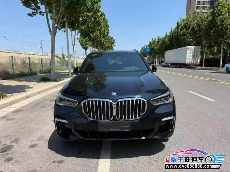 抵押车出售22年宝马X5轿车