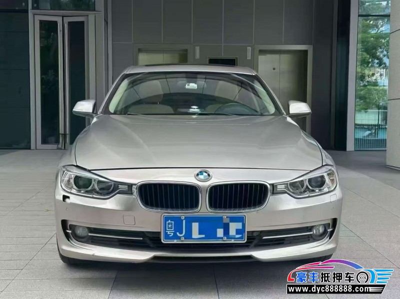 15年宝马3系轿车抵押车出售