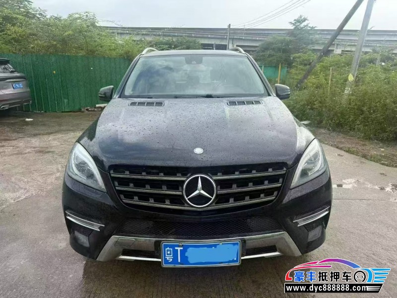 抵押车出售14年奔驰ML轿车