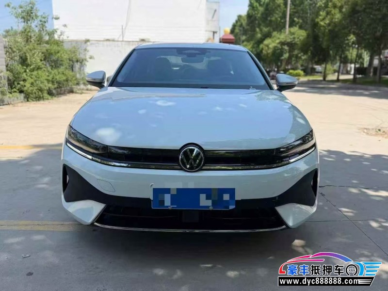 抵押车出售25年大众速腾轿车