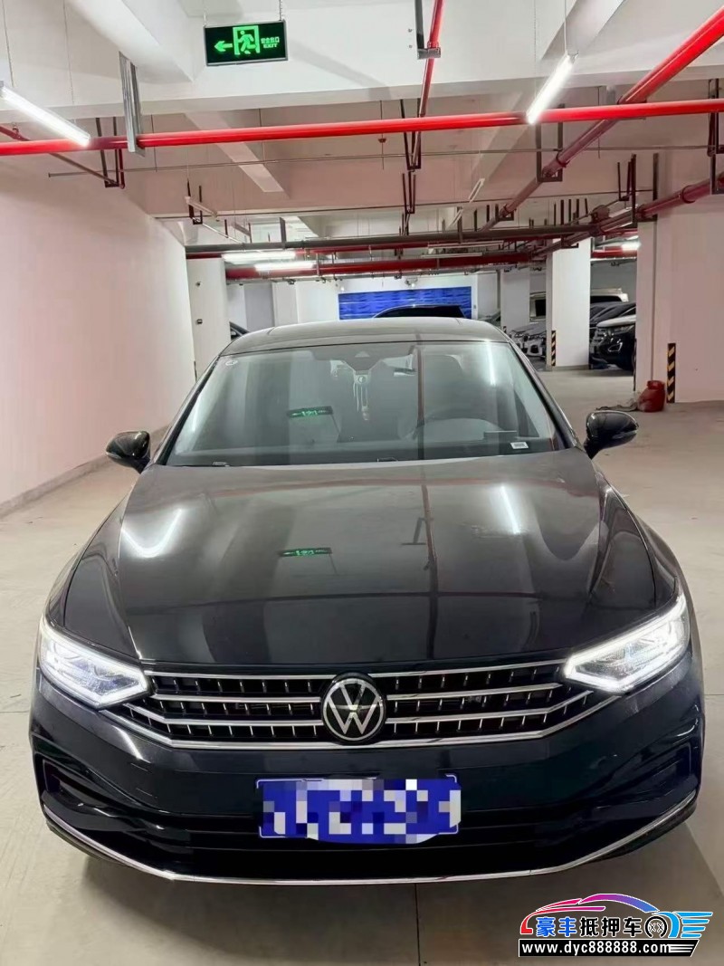 抵押车出售25年大众迈腾轿车