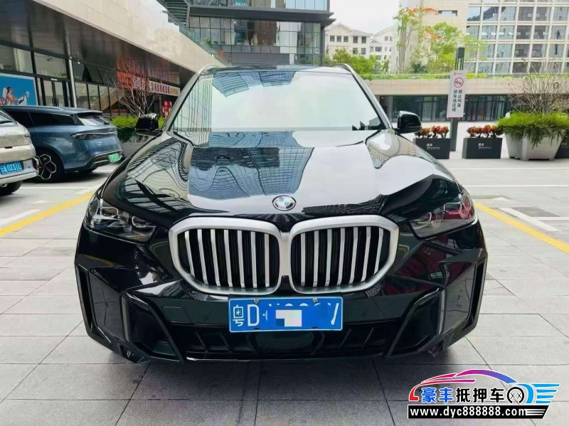 抵押车出售24年宝马X5轿车