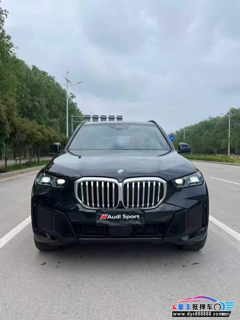 抵押车出售24年宝马X5轿车