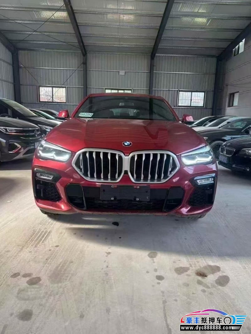 抵押车出售21年宝马X6轿车