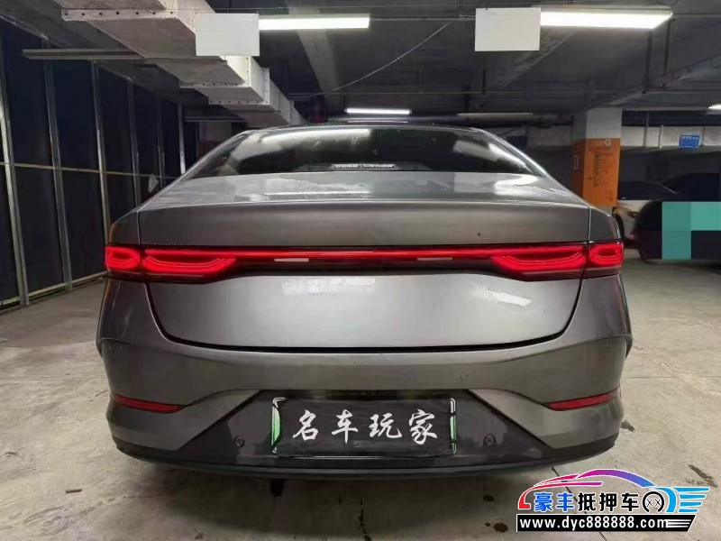 25年比亚迪秦轿车抵押车出售