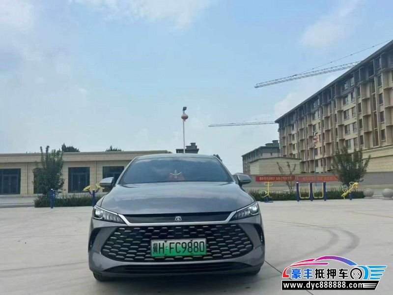 25年比亚迪秦轿车抵押车出售