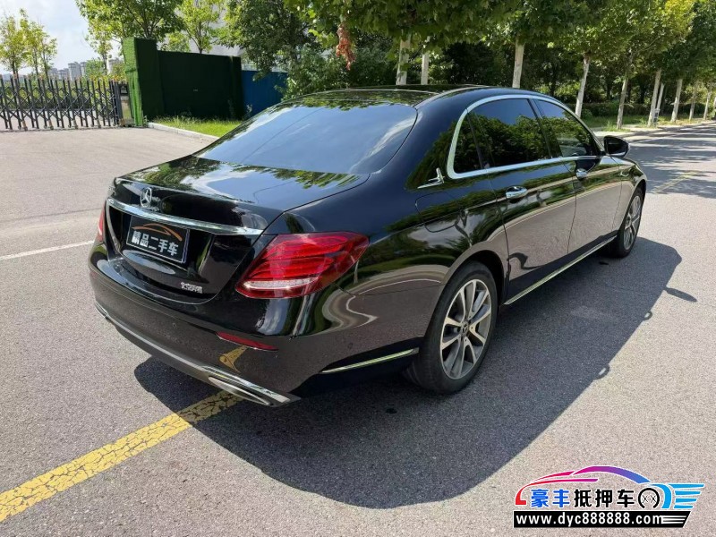 20年奔驰E轿车抵押车出售