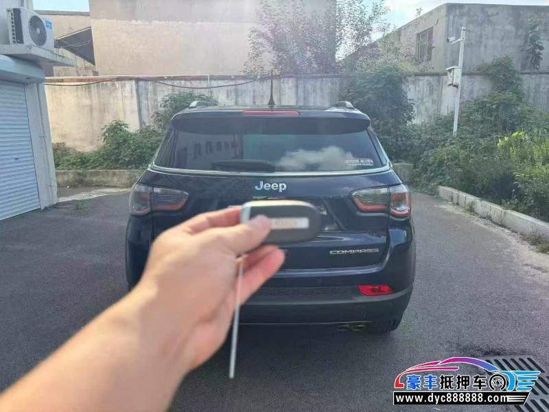21年Jeep指南者轿车抵押车出售