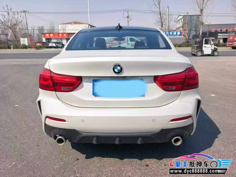 21年宝马1系轿车抵押车出售