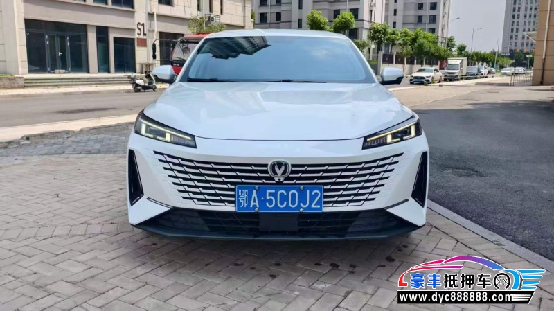 23年长安逸达轿车抵押车出售