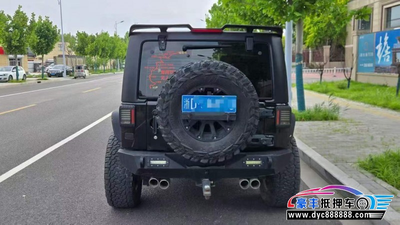 18年Jeep牧马人轿车抵押车出售