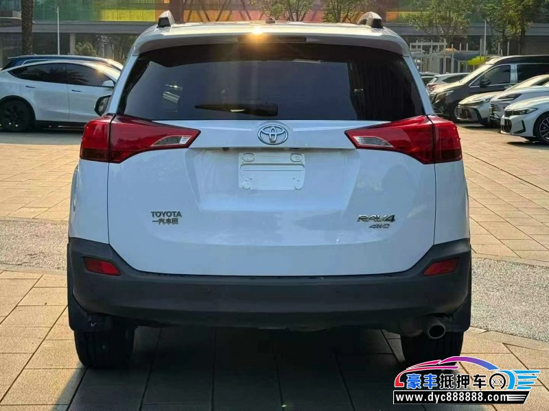 13年丰田RAV4轿车抵押车出售