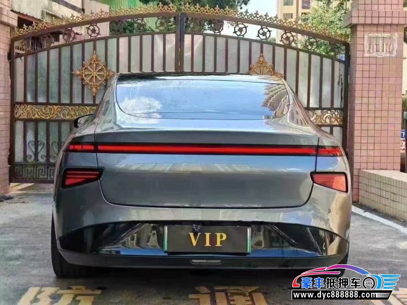 21年小鹏P7轿车抵押车出售
