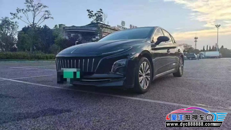 22年红旗EQM5轿车抵押车出售
