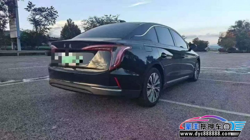 22年红旗EQM5轿车抵押车出售