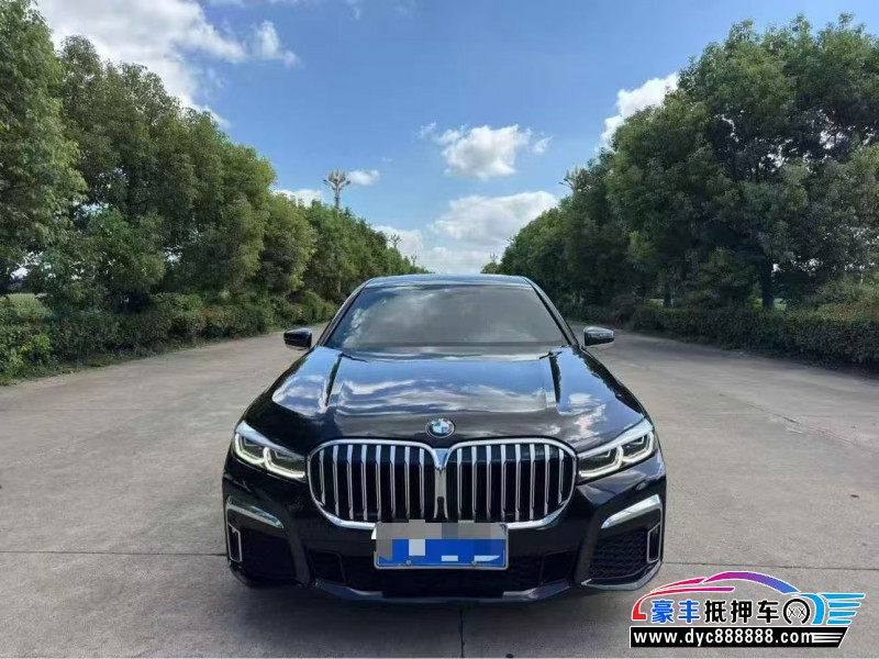 22年宝马7系轿车抵押车出售