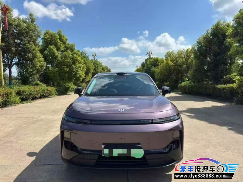 26年零跑B10轿车抵押车出售
