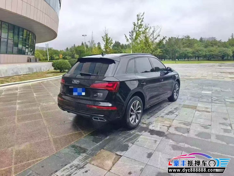23年奥迪Q5轿车抵押车出售