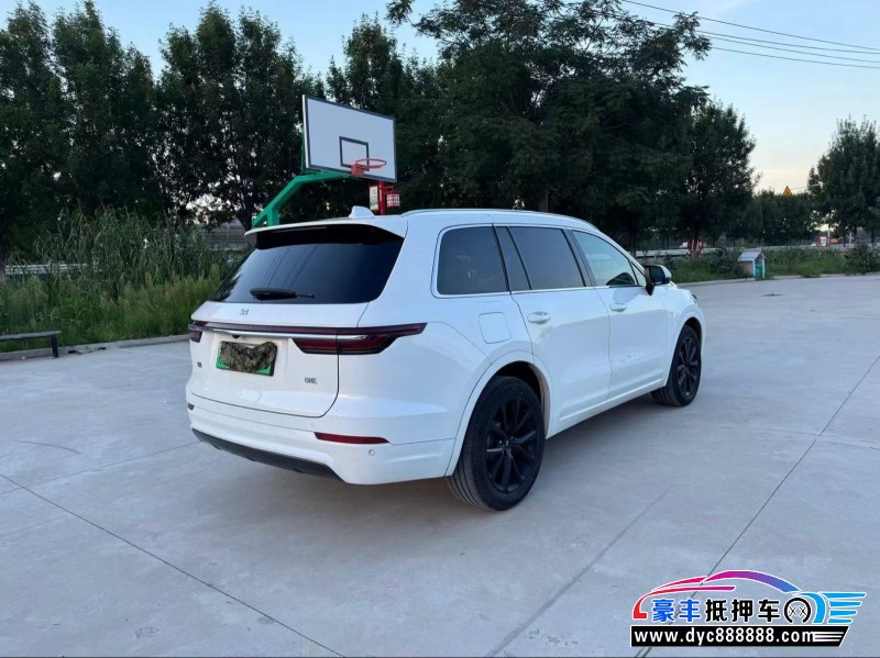 21年理想ONE轿车抵押车出售