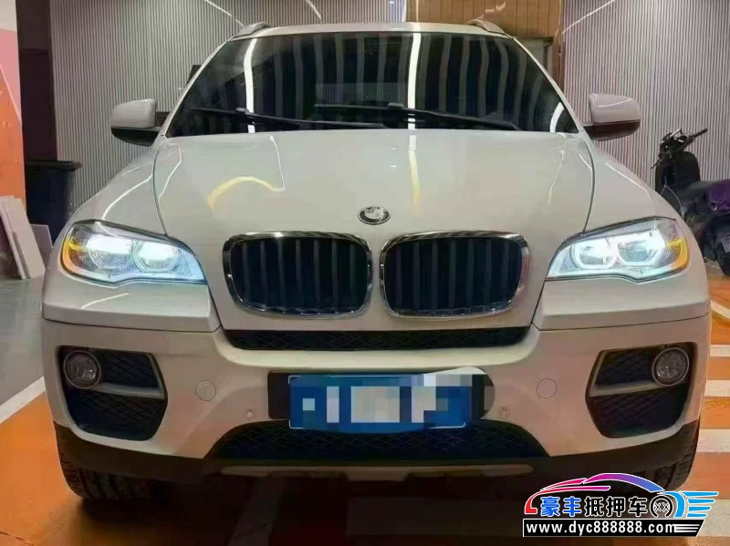抵押车出售15年宝马X6轿车