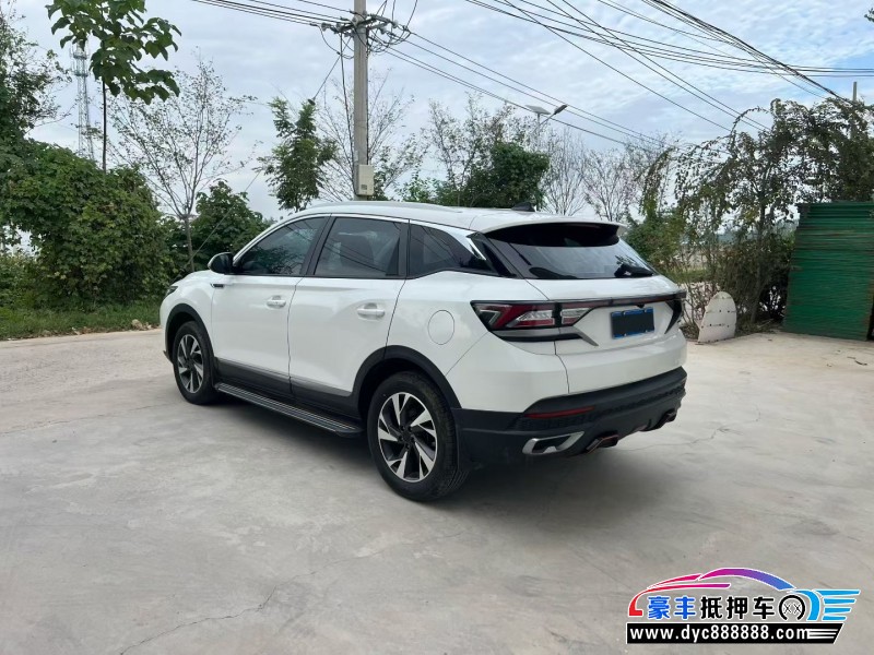 22年东风AX7轿车抵押车出售