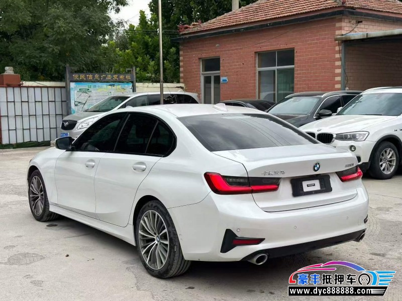 21年宝马3系轿车抵押车出售