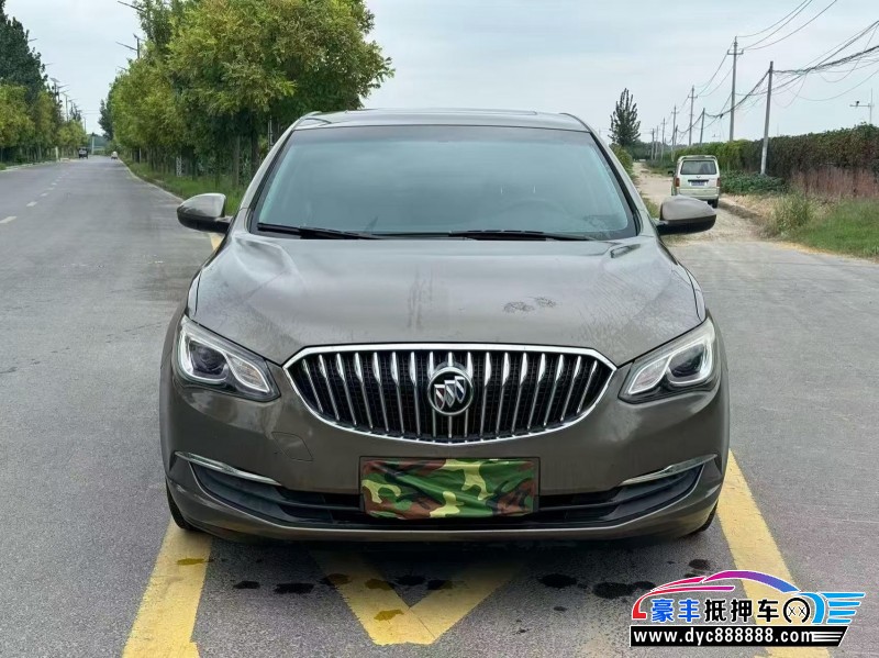 抵押车出售17年别克英朗轿车