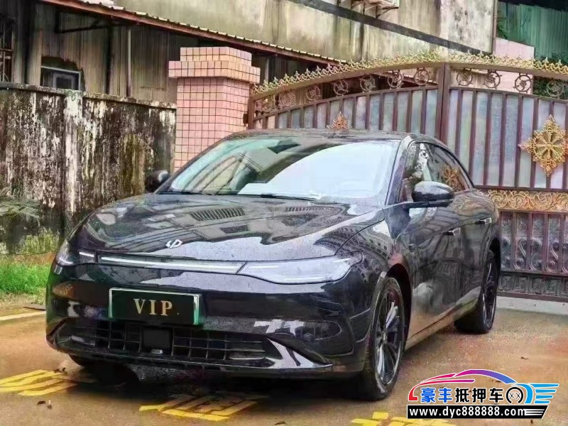 24年零跑c01轿车抵押车出售