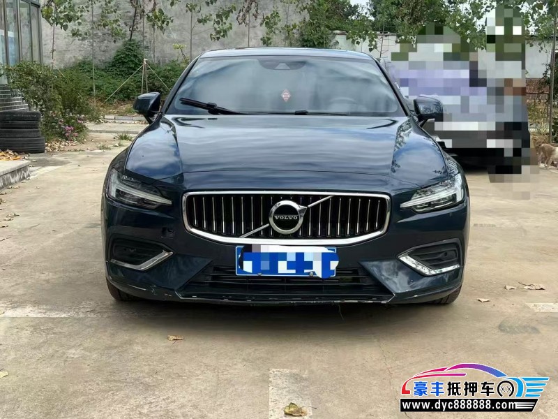 抵押车出售21年沃尔沃S60轿车