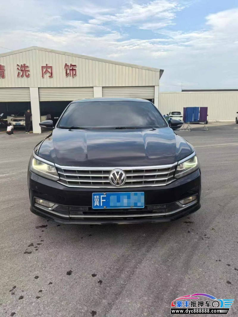 抵押车出售16年大众帕萨特轿车