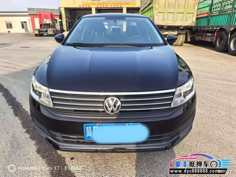 抵押车出售21年大众朗逸轿车