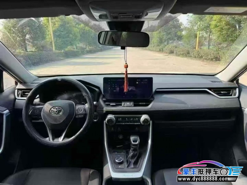 24年丰田RAV4轿车抵押车出售