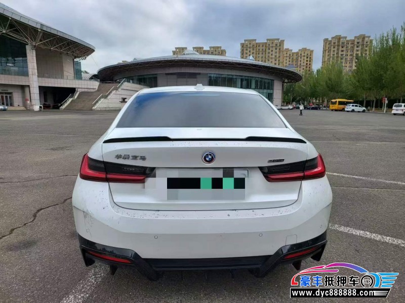 24年宝马i3轿车抵押车出售