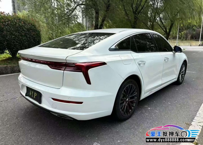 23年奔腾B70轿车抵押车出售