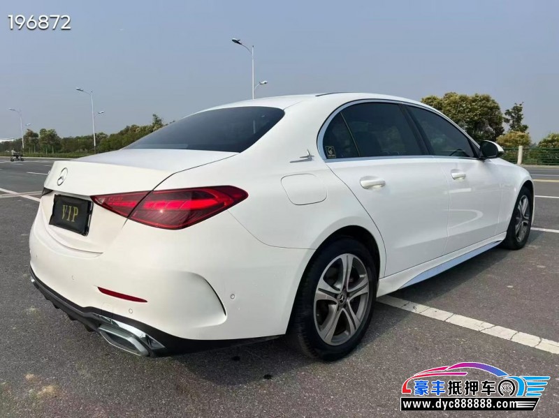 22年奔驰C轿车抵押车出售