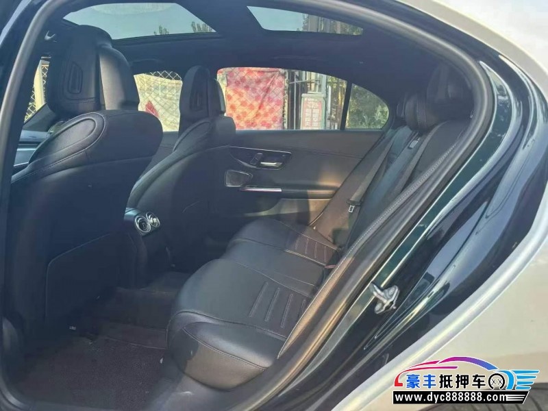 22年奔驰C轿车抵押车出售